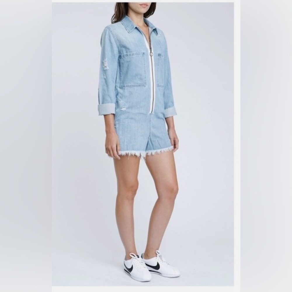 Pistola nwt Maxine Denim Romper Light Blue Raw Hem Long Sleeve Size XS